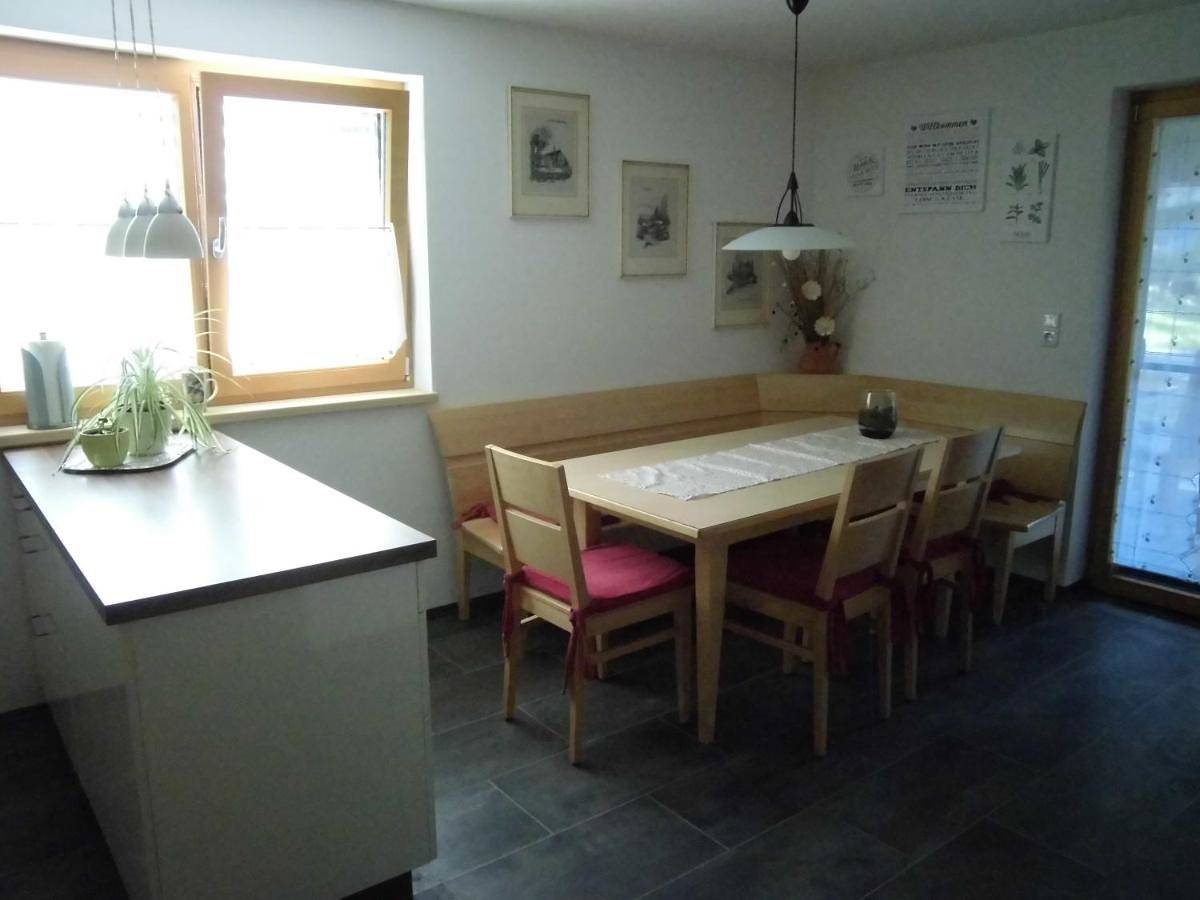 Ganze Wohnung, Ferienwohnung für 6 Personen mit Terrasse in Hittisau, Bodensee-Vorarlberg