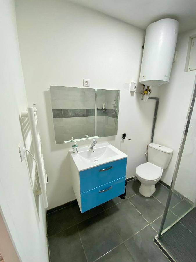 Gîte pour 4 personnes, avec terrasse à Clermont (Oise)