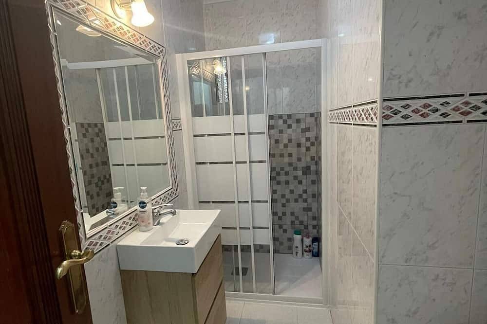 Apartamento entero, Alojamiento Comercio in Jaén, Provincia de Jaén