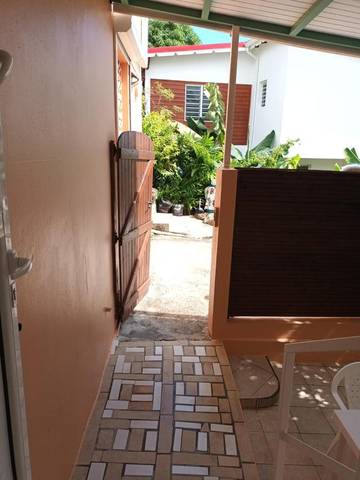 Cottage pour 2 personnes, avec vue et balcon à Baillif