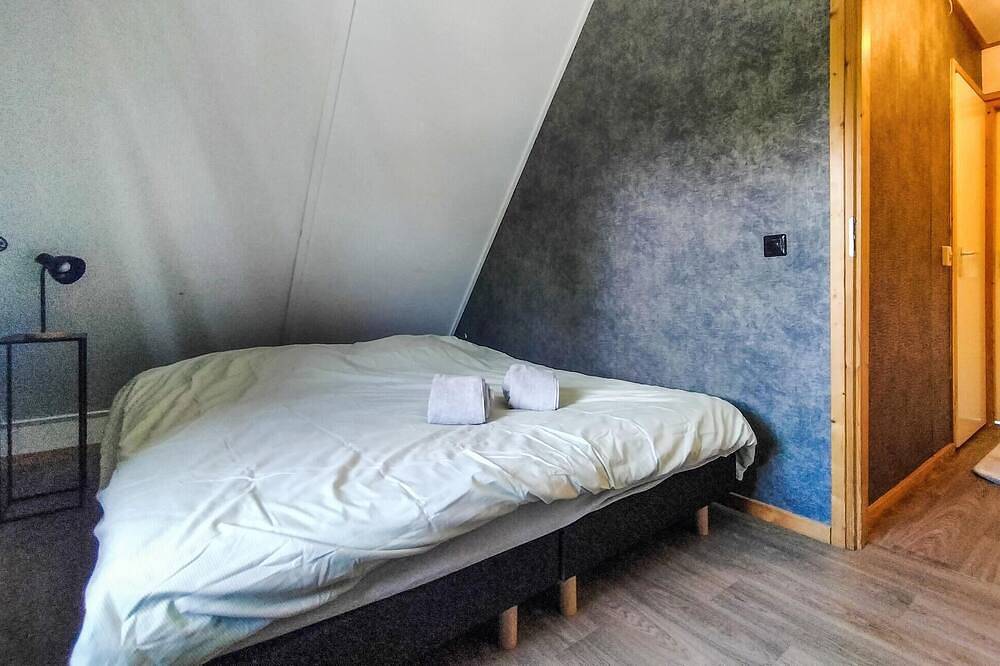 5 bedroom cozy home in Kropswolde in Hoogezand-Sappemeer, Groningen und Umgebung