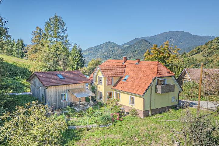 Ferienhaus für 6 Personen, mit Sauna und Pool sowie Balkon, kinderfreundlich in Slowenien