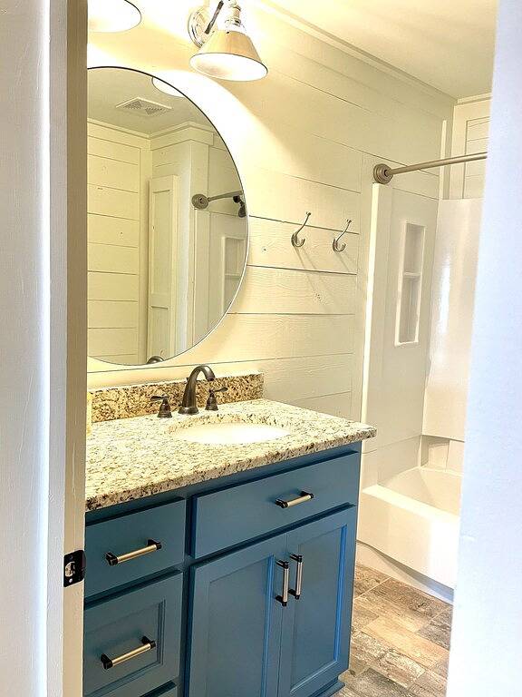 Neu! Entzückende Hütte mit großem Blick auf den Martinsee in Lake Martin