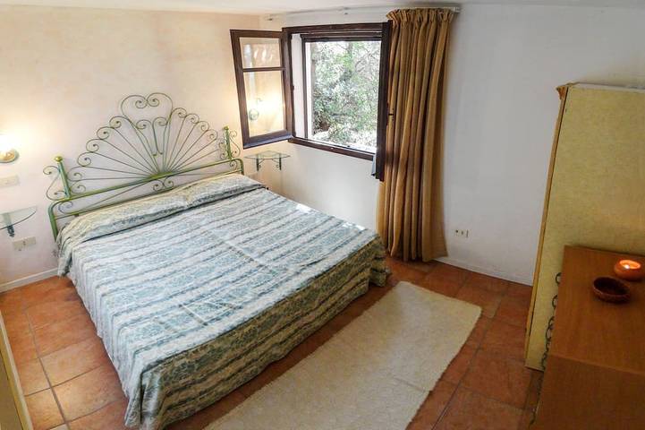 Ferienhaus für 6 Personen, mit Terrasse und Garten in Chia - 2