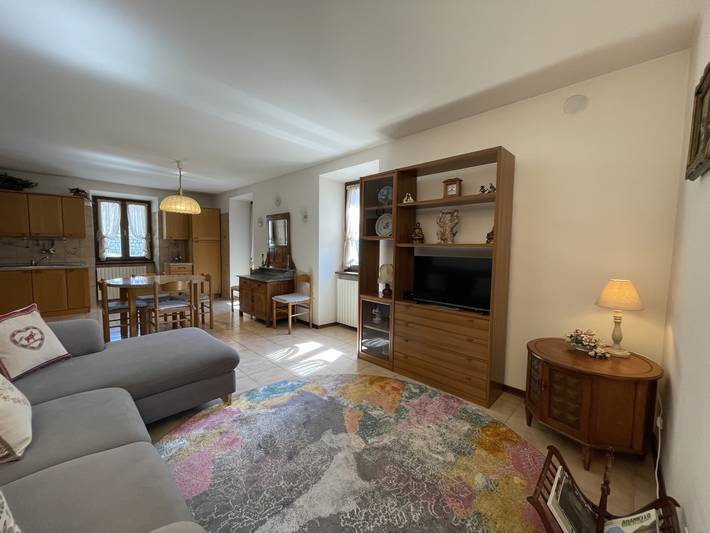 Gîte pour 4 personnes, avec balcon à Carisolo