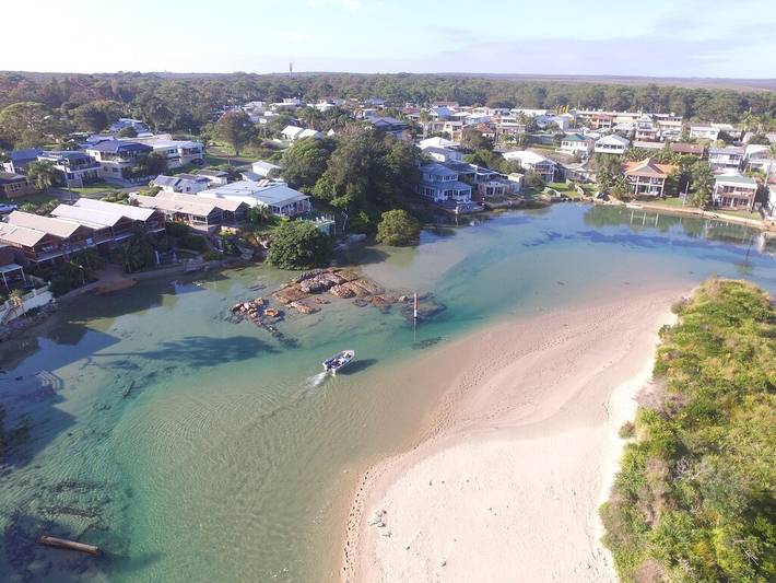 Holiday home for 12 people, with garden, with pets in Currarong