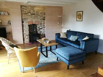 Gîte pour 8 personnes, avec jardin et terrasse, animaux acceptés à Pluneret