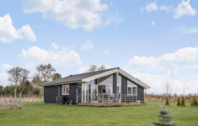 Ferienhaus für 6 Personen, mit Terrasse und Garten - 1