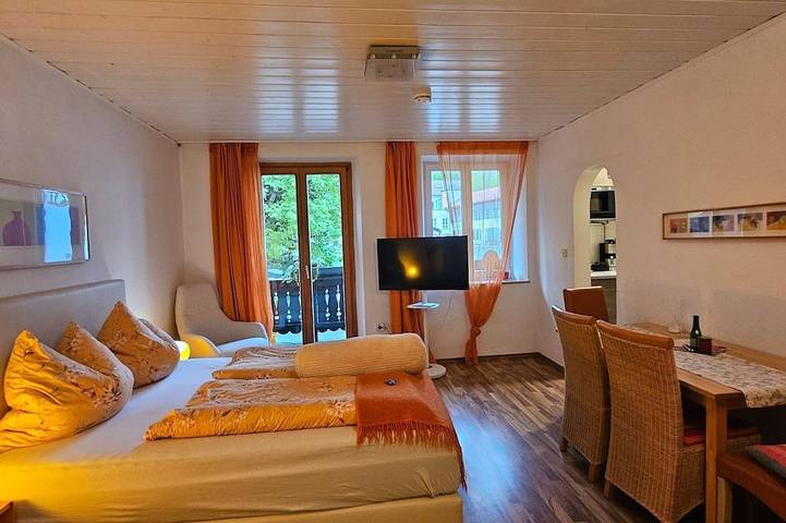 Ganze Wohnung, Ferienwohnung 2 - Ferienwohnungen am See - Hinterseer in Schliersee, Bayerische Alpen
