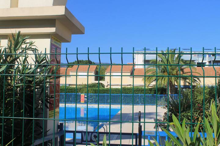 Gîte pour 5 personnes, avec terrasse et piscine dans le Var - 2