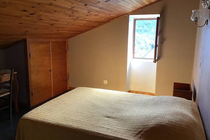 Gîte pour 5 personnes, avec jardin à Fabras - 4