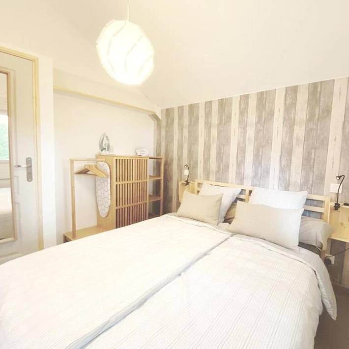 Location de vacances pour 2 personnes, avec piscine et jardin ainsi que terrasse et sauna à Chouzy-sur-Cisse - 4