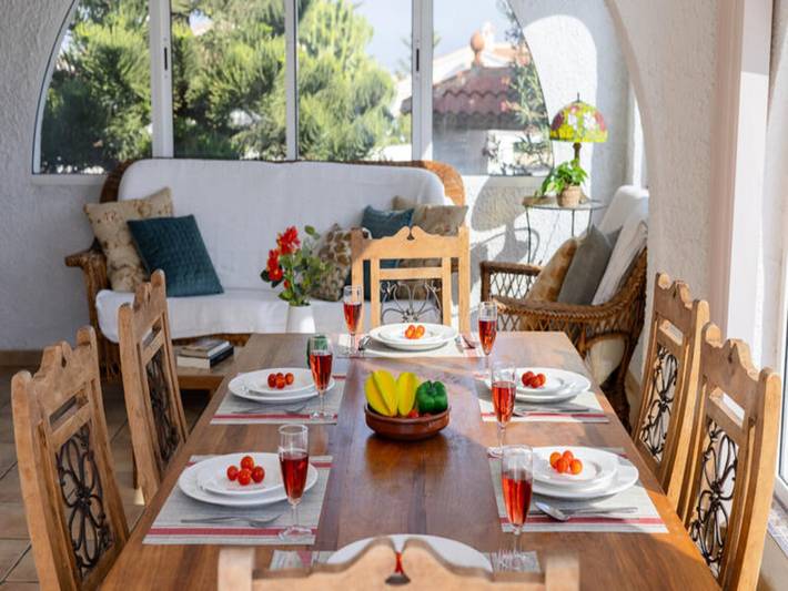 Gîte pour 6 personnes, avec balcon ainsi que piscine et jardin, adapté aux familles dans Formentera De Segura - 3