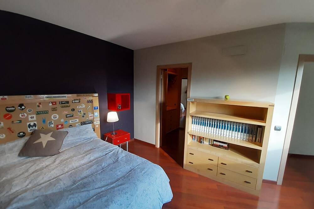 Luxusvilla mit Pool, Wlan und 2 Whirlpools (außen und innen).  Benicassim in Benicassim, Costa del Azahar