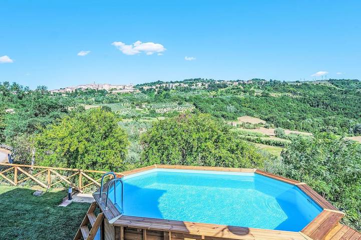 Ferienhaus für 8 Personen, mit Garten und Pool sowie Whirlpool - 1