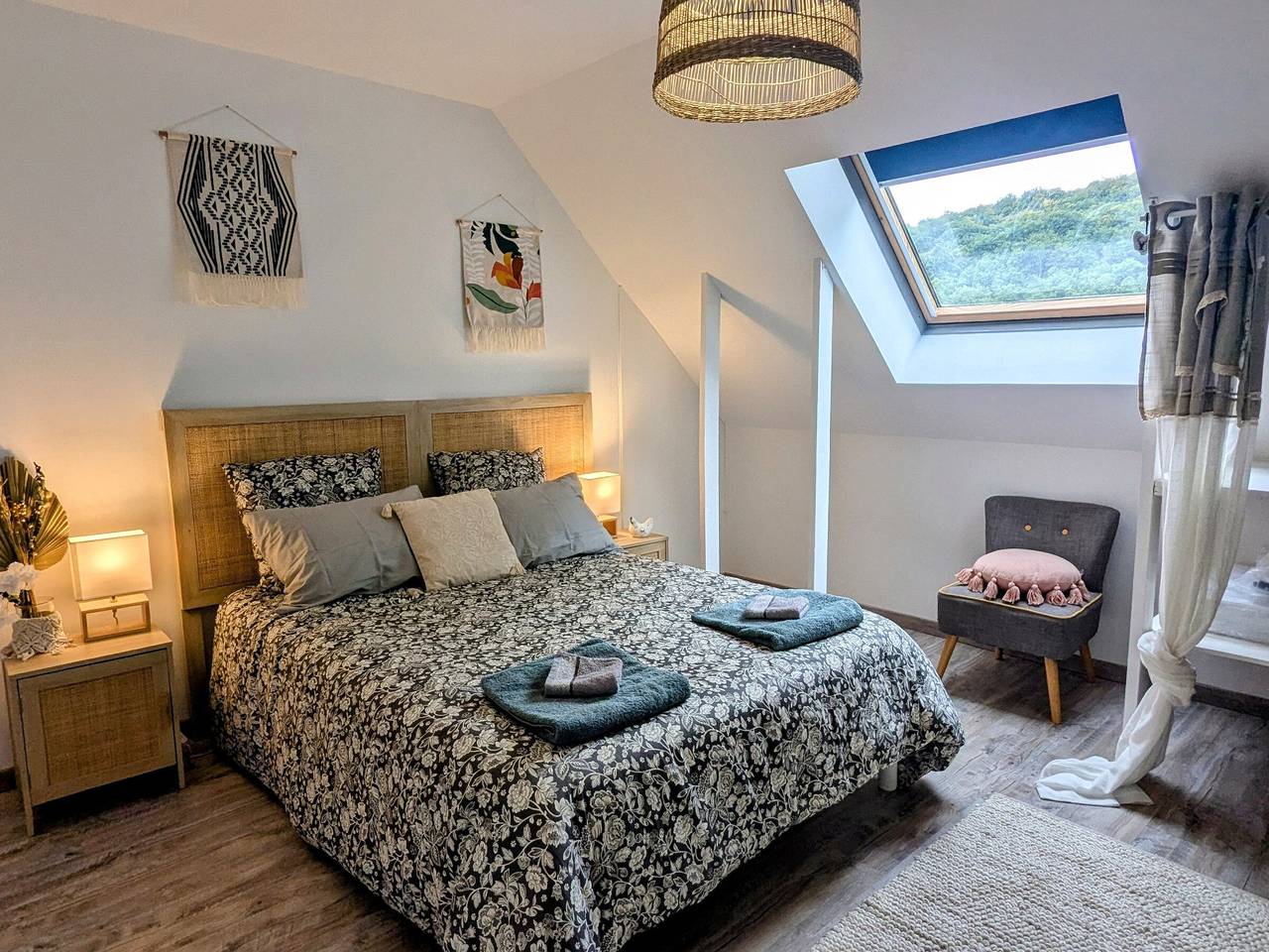 Agradable cabaña de 2 habitaciones con jardín y aparcamiento en Borgoña in Bligny-sur-Ouche, Beaune region