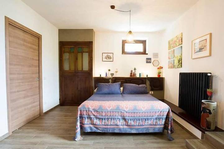Monolocale in villa nelle Langhe con piscina, accessibile ai disabili in Cossano Belbo, Langhe