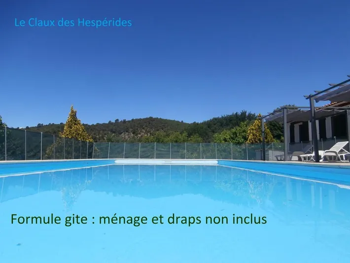 Parque de vacaciones para 2 personas, con jardín y piscina - 1