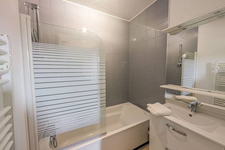 Appartement entier, L'Escale de l'Estuaire, T3 piscine proche Soulac in Le Verdon-sur-Mer, Région de Lesparre-Médoc