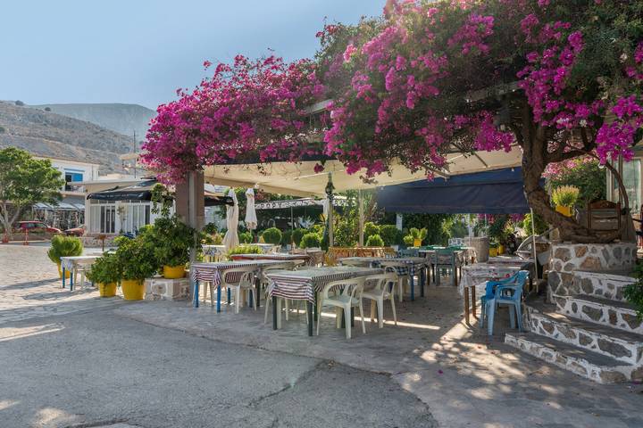 Bed and Breakfast 'Double Room No 9' with Sea View, Wi-Fi and Air Conditioning in Kalymnos