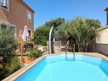 Cottage pour 6 personnes, avec piscine et jardin, animaux acceptés à Vers-Pont-du-Gard