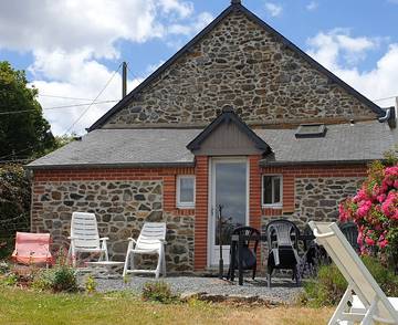 Gîte pour 4 personnes, avec terrasse et jardin, animaux acceptés à Hillion
