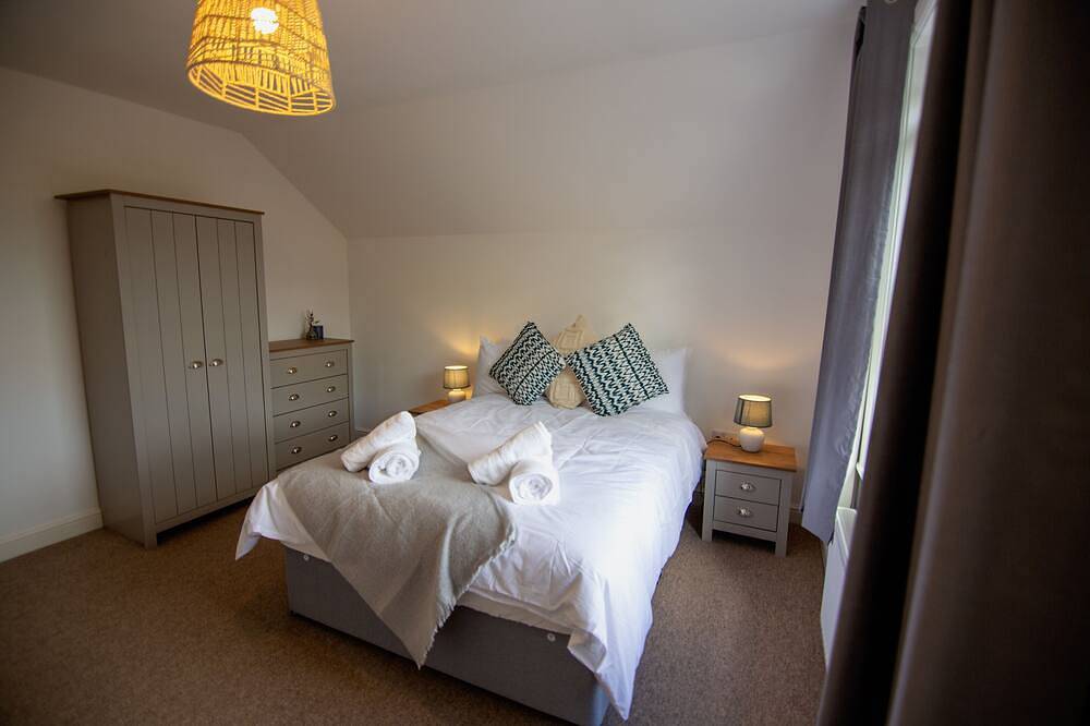 Apartamento entero, Apartamento-Baño Privado-Moderno-Vista a la Calle-Hilltop Apartment in Salisbury, Wiltshire