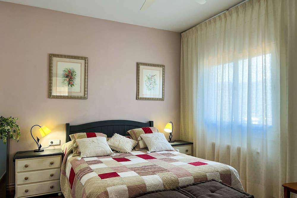 Casa capacidad 10 pax con piscina privada, bbq y Wifi gratis in San Cipriano de Vallalta, Costa del Maresme