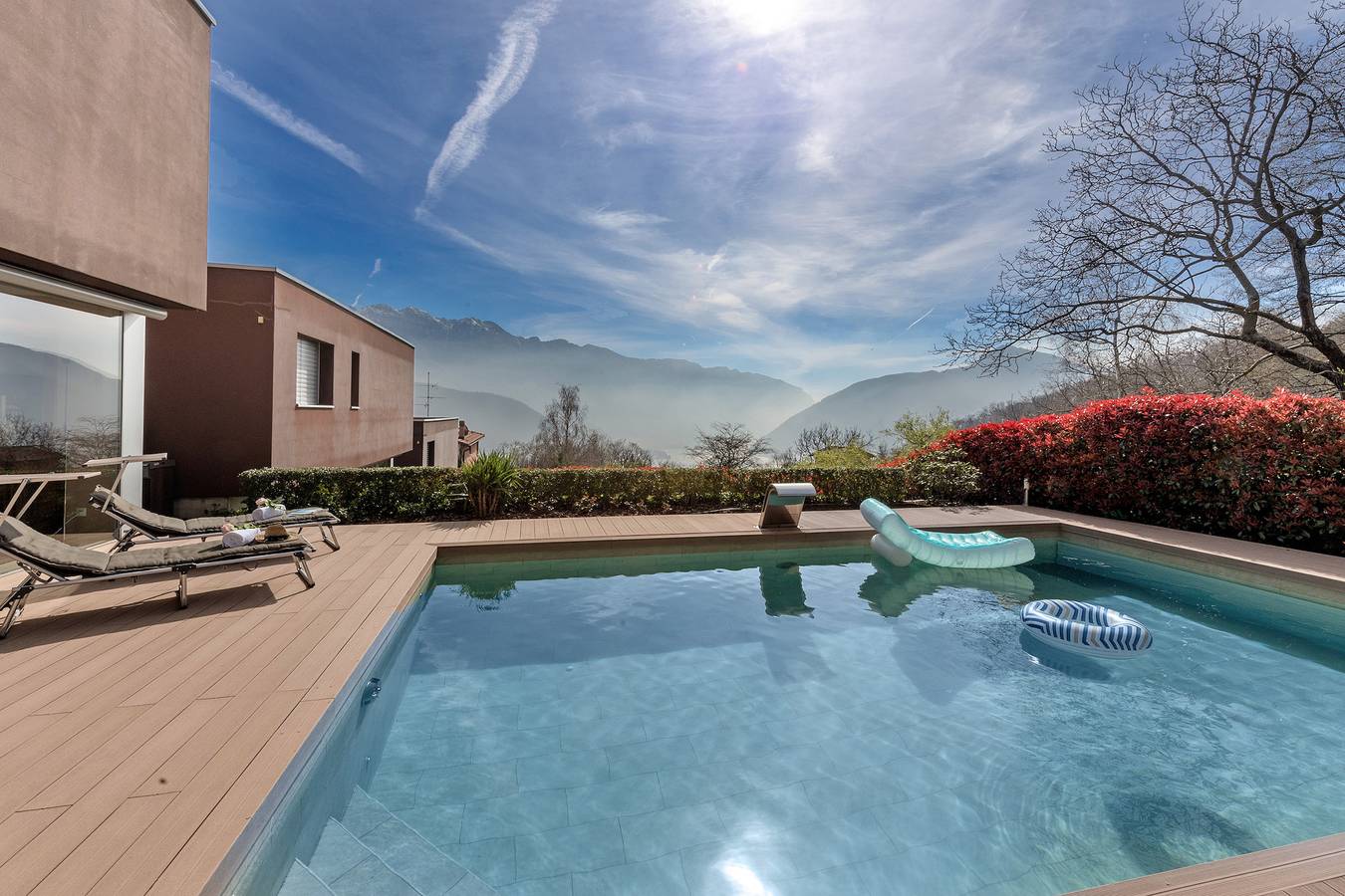 Villa Dolce Vita With Private Pool in Lugano, Lago de Lugano