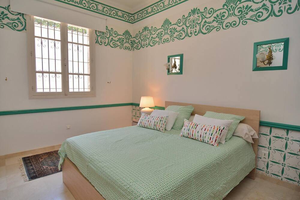 Pet friendly home in Aubais in Aubais, Nimes region