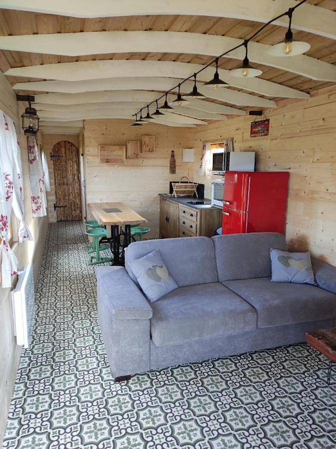 Location de vacances pour 4 personnes, avec terrasse et jardin dans Mézidon Vallée d'Auge - 3