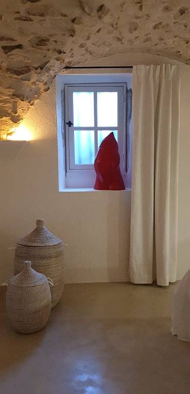 Gîte pour 4 personnes, avec terrasse ainsi que piscine et jardin, animaux acceptés à La Bâtie-Rolland - 4