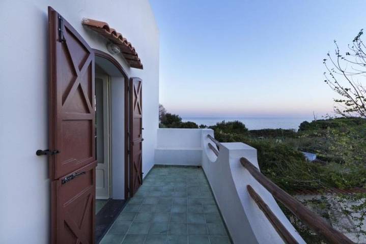 Casa vacanza per 5 persone, con giardino, con animali domestici a Ventotene