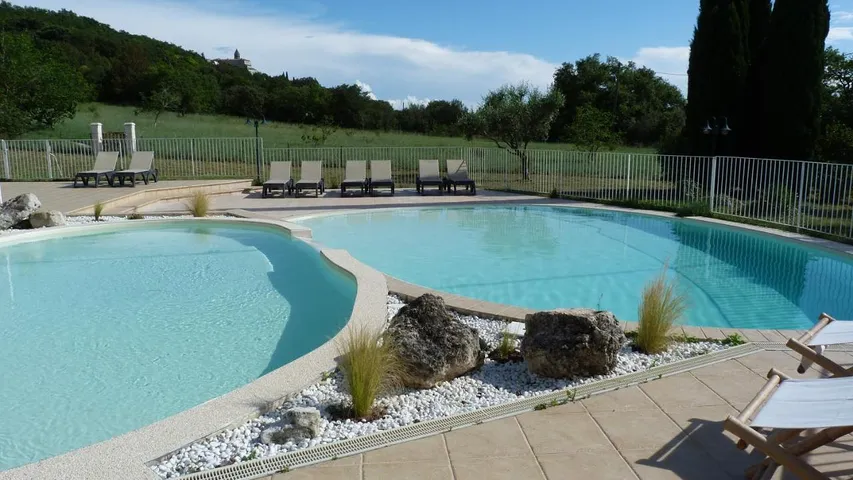 Casa de vacaciones para 20 personas, con jardín además de piscina y vistas - 1