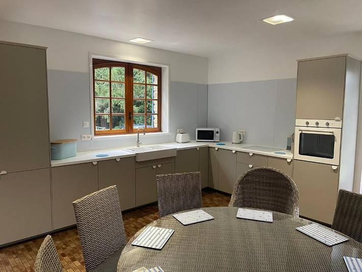 Location de vacances pour 8 personnes, avec vue ainsi que piscine et jardin à Marsalès - 2