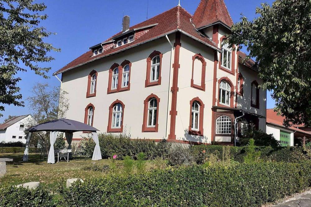 Ganze Wohnung, Landhaus in Reinhardswald bei Sababurg in Trendelburg, Hessisches Bergland
