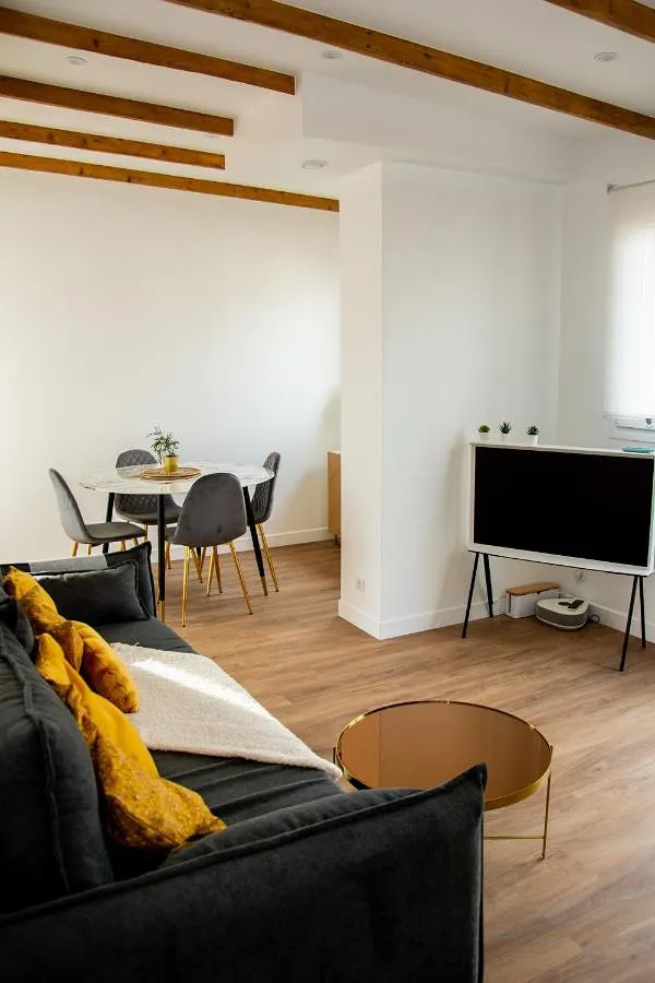 Apartamento de vacaciones para 4 personas, con vistas y terraza, Se admiten mascotas - 1