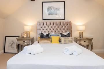 Glamping for 7 People in Sonning Common, Oxfordshire, Photo 3