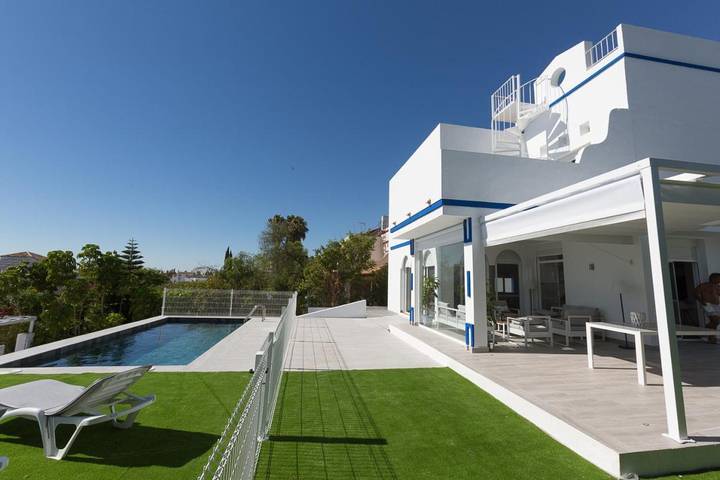 Chalet para 6 personas, con Balcón y Jacuzzi además de Terraza y Jardín en Provincia de Cádiz