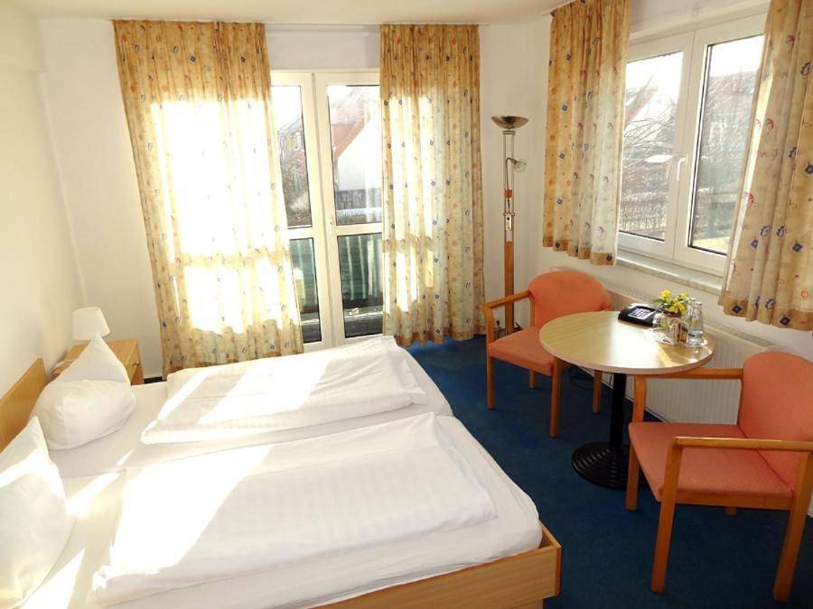 Hotel Zum Grünen Tor in Dahlwitz-Hoppegarten, Hoppegarten