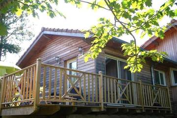 Location de vacances pour 2 personnes, avec jardin à Lahonce