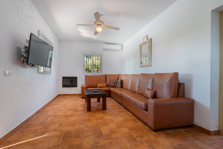 Casa rural para 18 personas, con jardín, Familias con niños en Provincia de Sevilla - 4