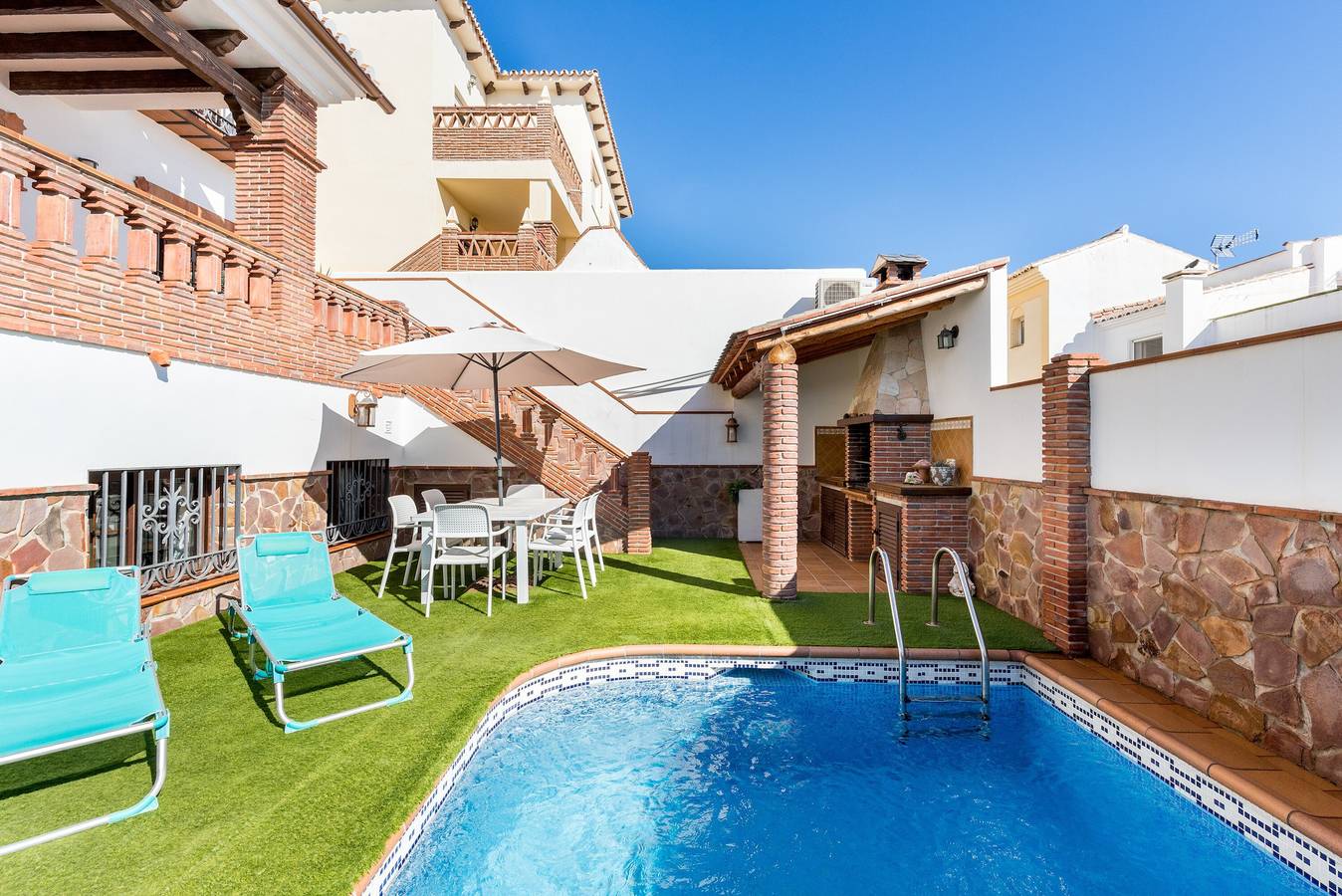 Apartment for 5 People in Nerja, Costa del Sol