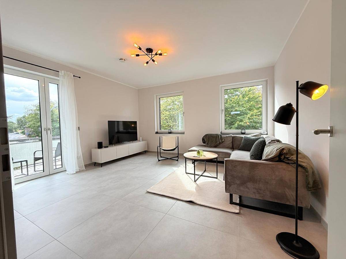 Geheel appartement, Kempen Comfort Apartment with Smart Home, Balcony, Wallbox & Bus Stop in Kempen, Niederrhein