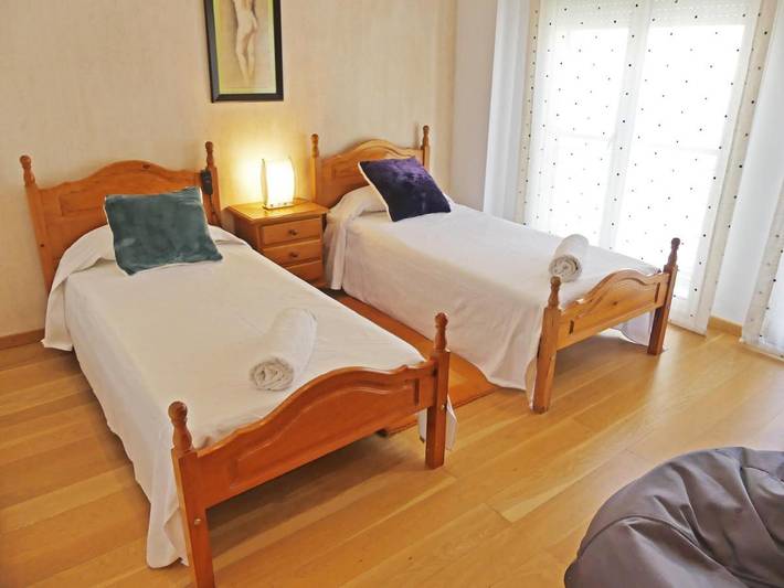 Location de vacances pour 2 personnes, avec terrasse et piscine à Colera - 2