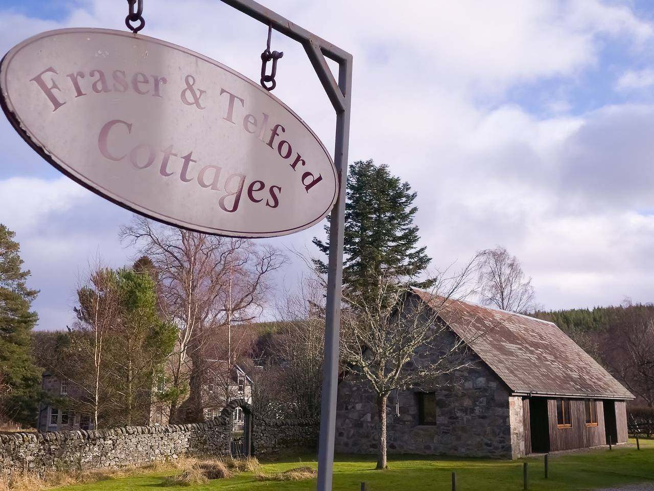 Fraser Cottage in Highlands