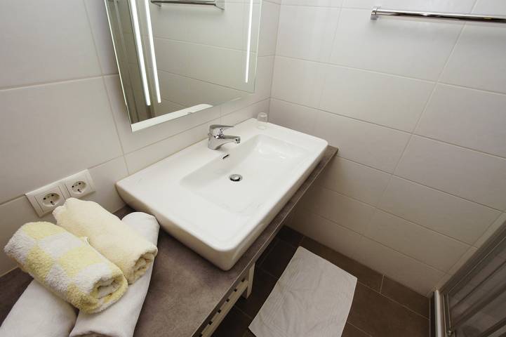 Pension pour 5 personnes, avec vue et piscine ainsi que sauna et jardin à Ramsau am Dachstein - 3