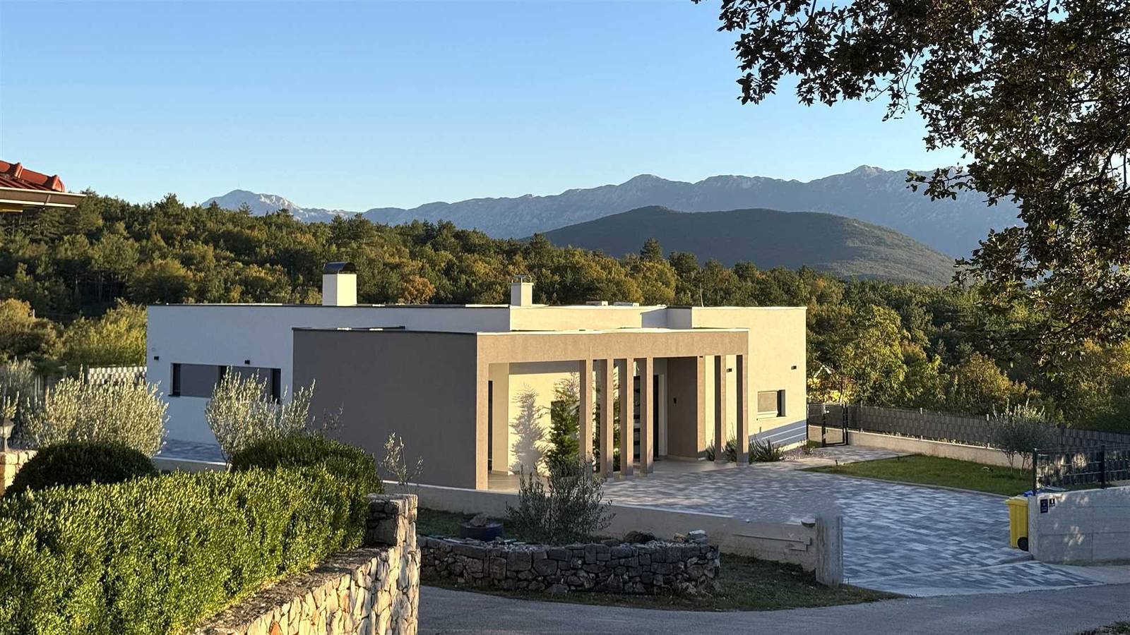 Villa Olive Residence mit privatem beheiztem Pool, in der Nähe von Makarska in Makarska Riviera