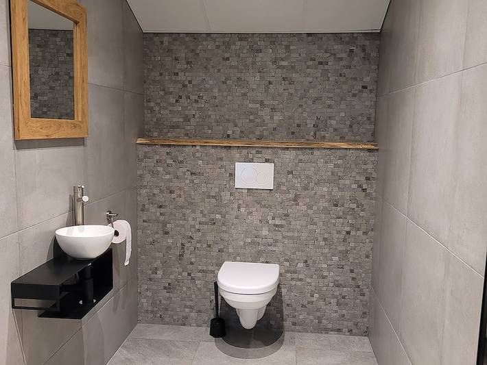 Ferienhaus für 24 Personen, mit Balkon/Terrasse und Seeblick sowie Terrasse in den Niederlande - 4