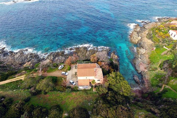 Villa pour 8 personnes, avec terrasse et jardin